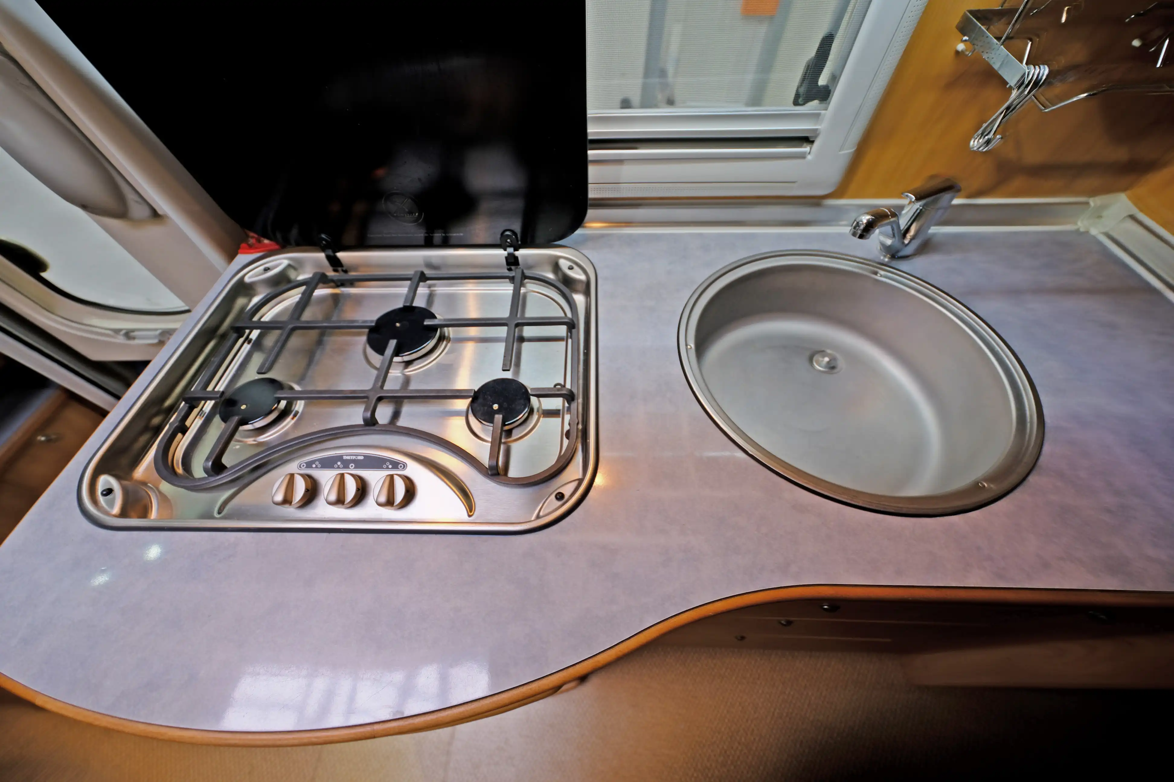 BUERSTNER I 640 Elegance